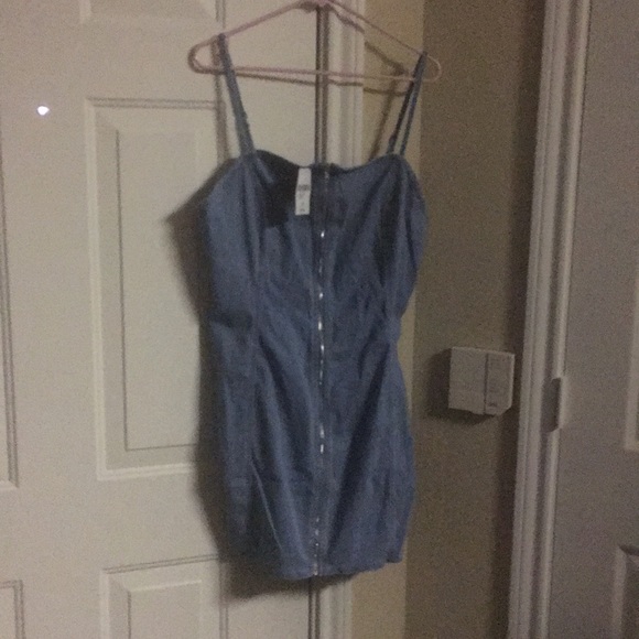 Jean dress - Picture 1 of 1